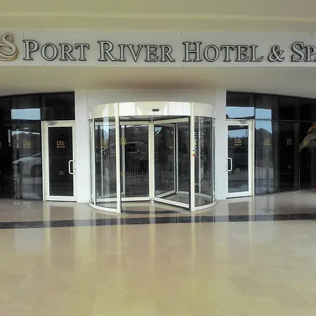 Port River & Hotel 5*
